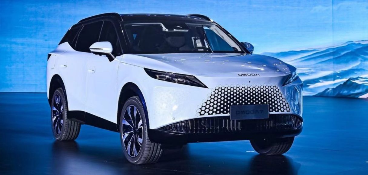 Omoda 7, el nuevo híbrido enchufable chino: un gran SUV con 1.200 kilómetros de autonomía
